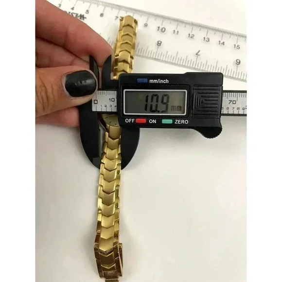 Elgin Gold Tone Watch 22mm EG386 Round Dial Women's WORKS - Picture 13 of 14